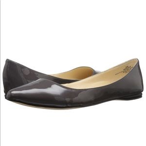 (NWOB) Nine West Speakup Flats